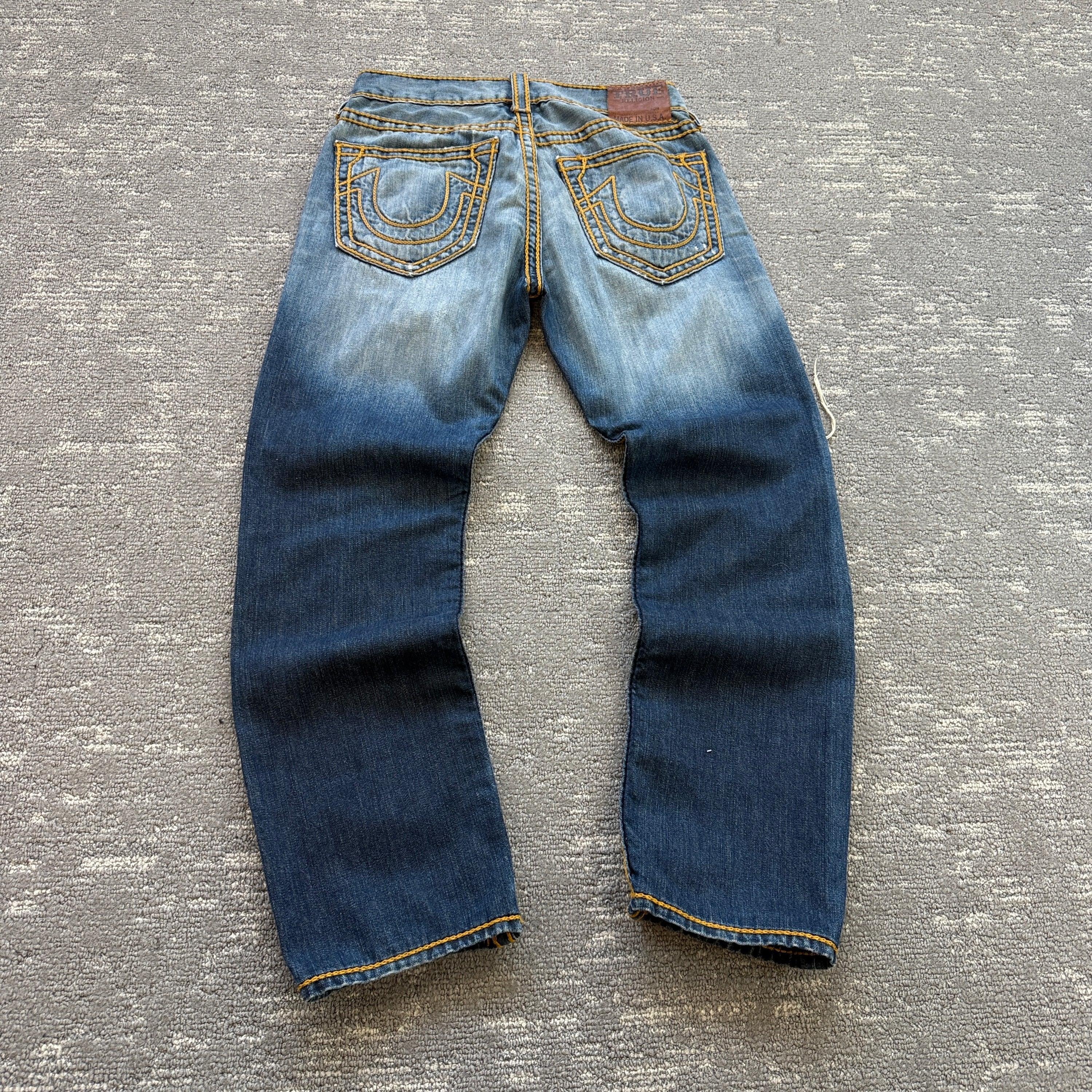 True religion 2002 relaxed straight bootcut denim contrast stitch distressed jeans (S)