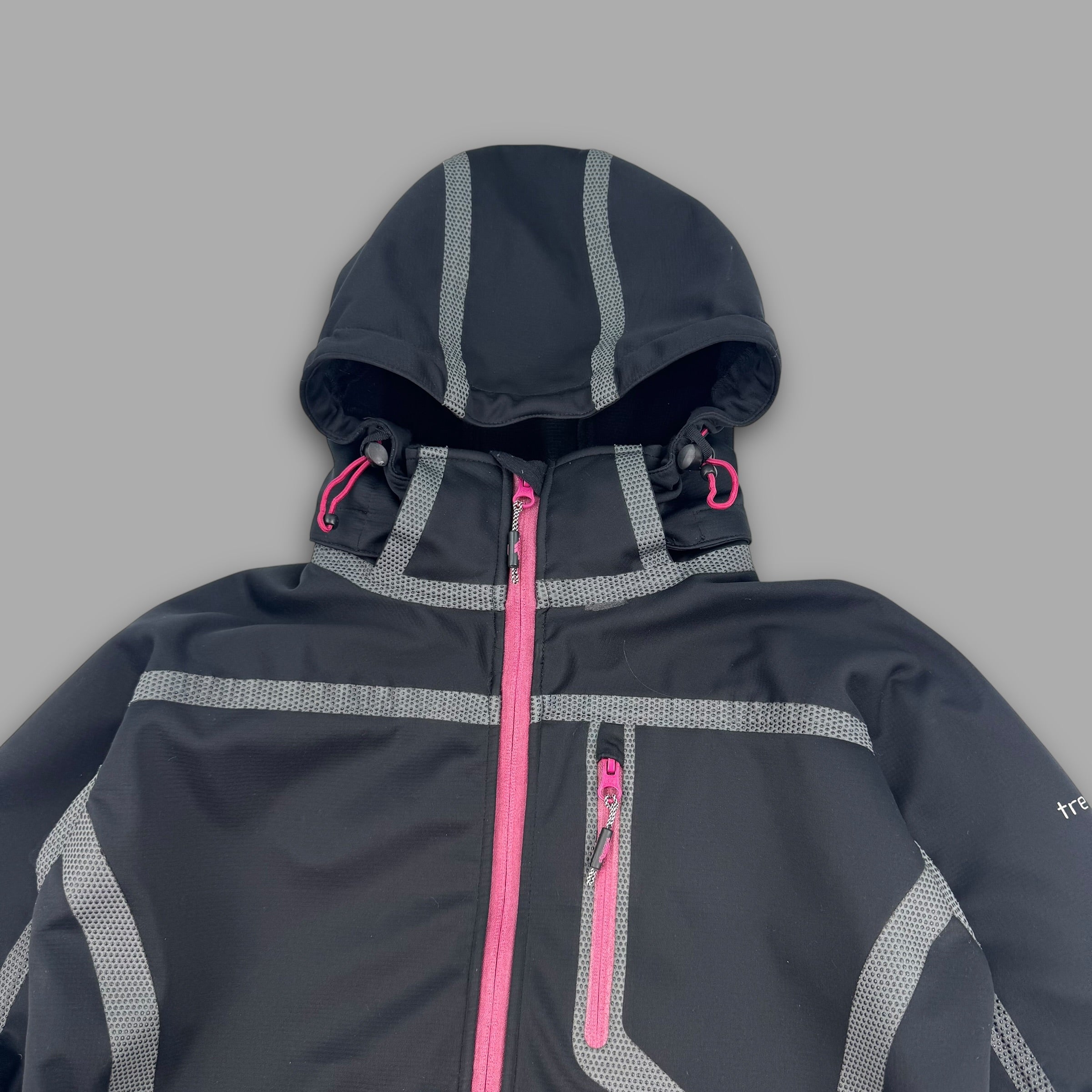Trespass 2000's technical taped seams vented waterproof softshell jacket (L) wms