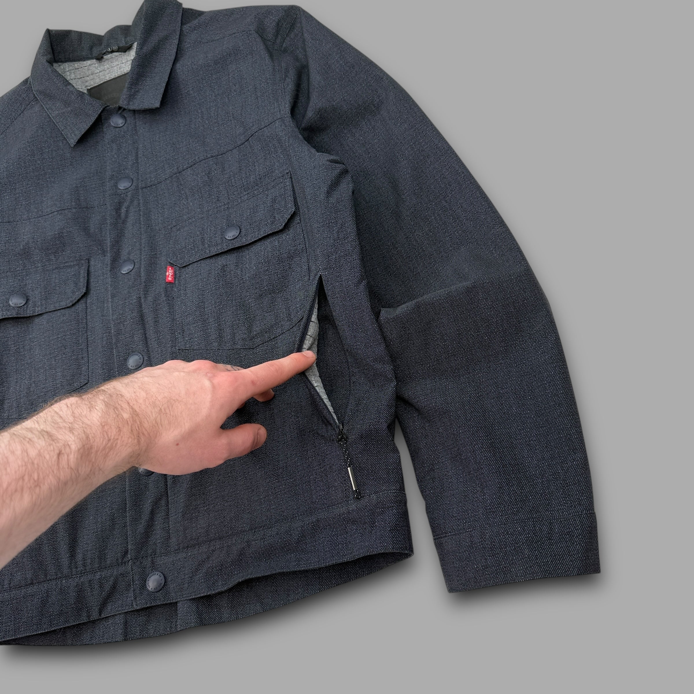 Levi's 2000's technical multi-pocket water resistant coach jacket (S)