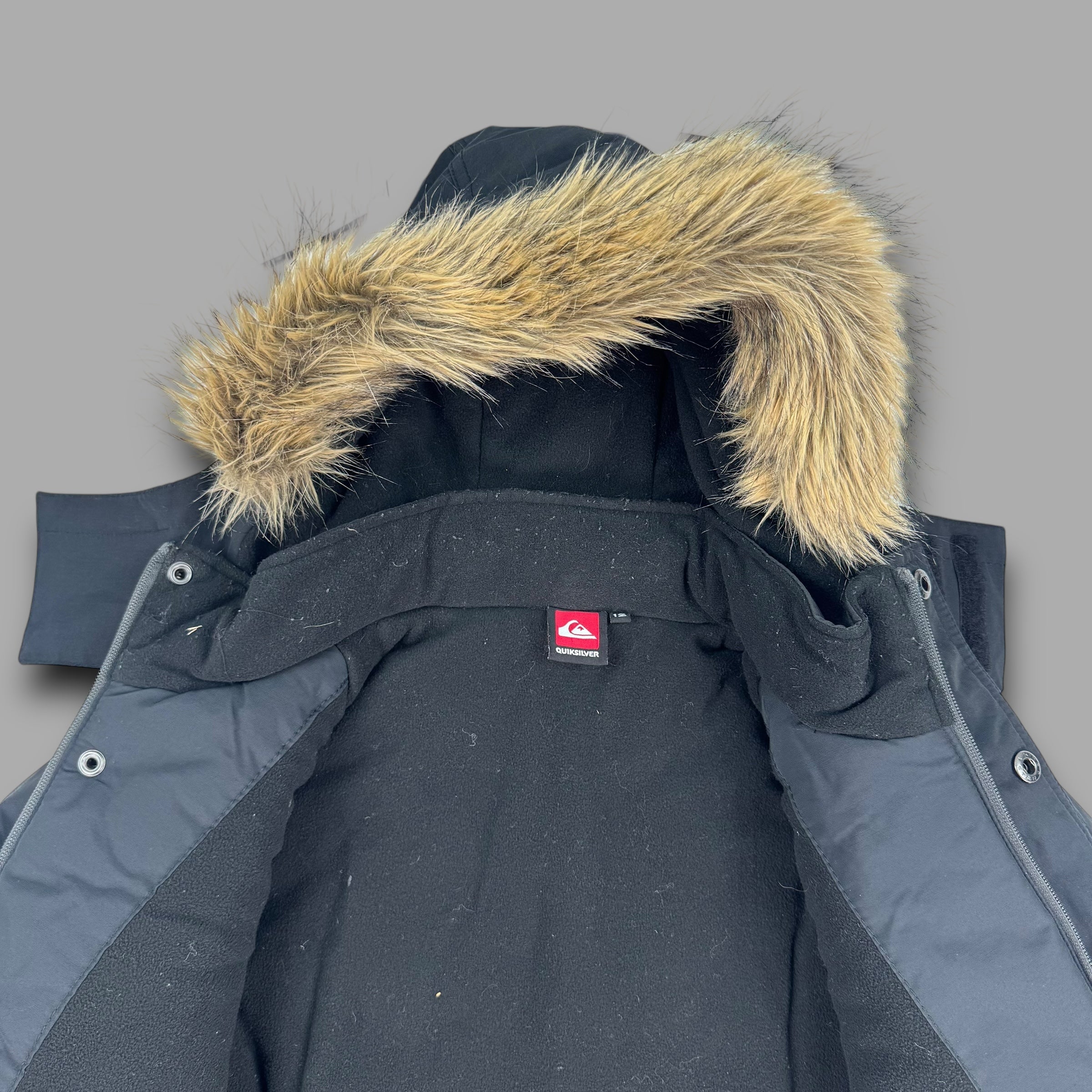 Quiksilver 2000's technical multi pocket fur hood shell jacket (L) wms