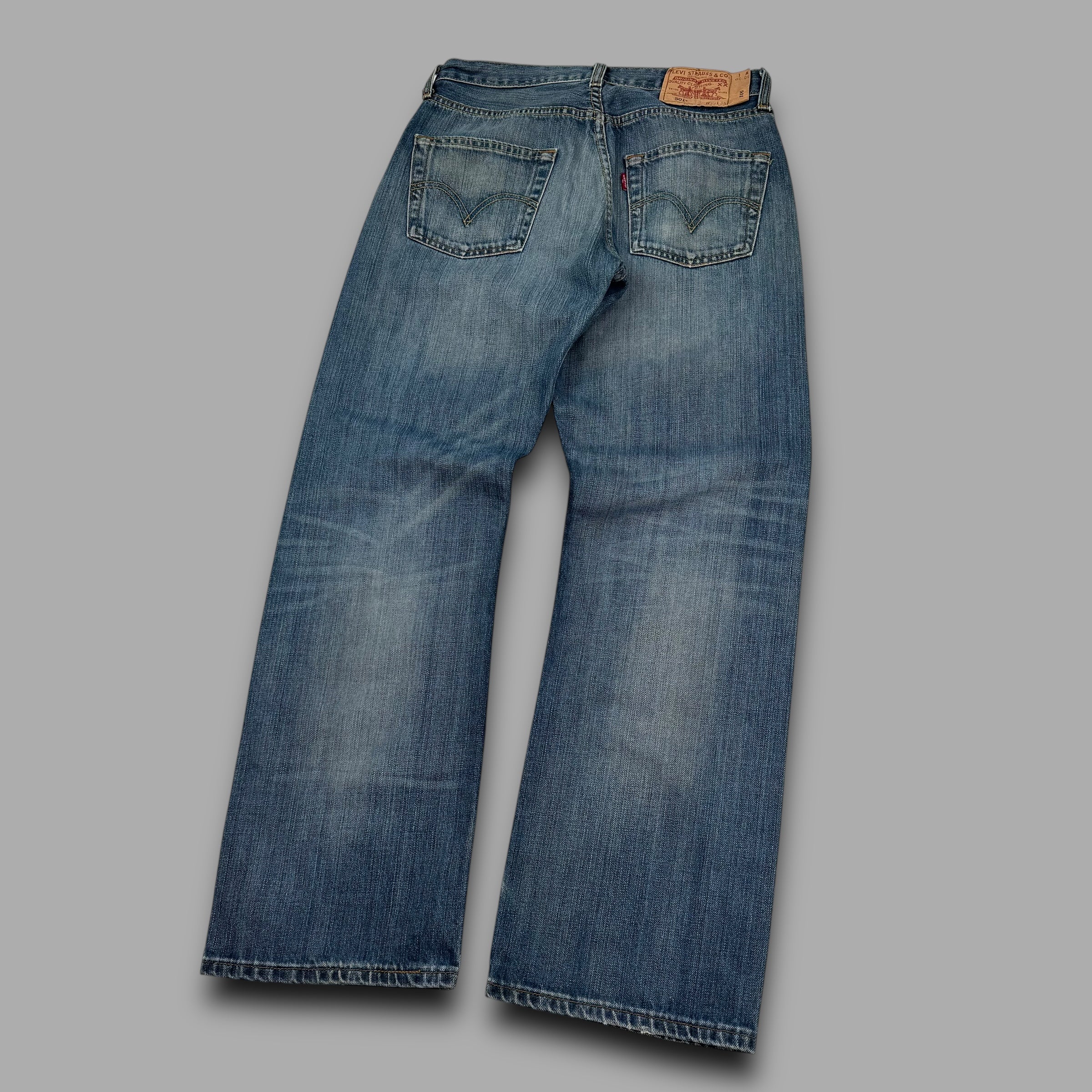 Levi 501 relaxed straight fit denim jeans (S)