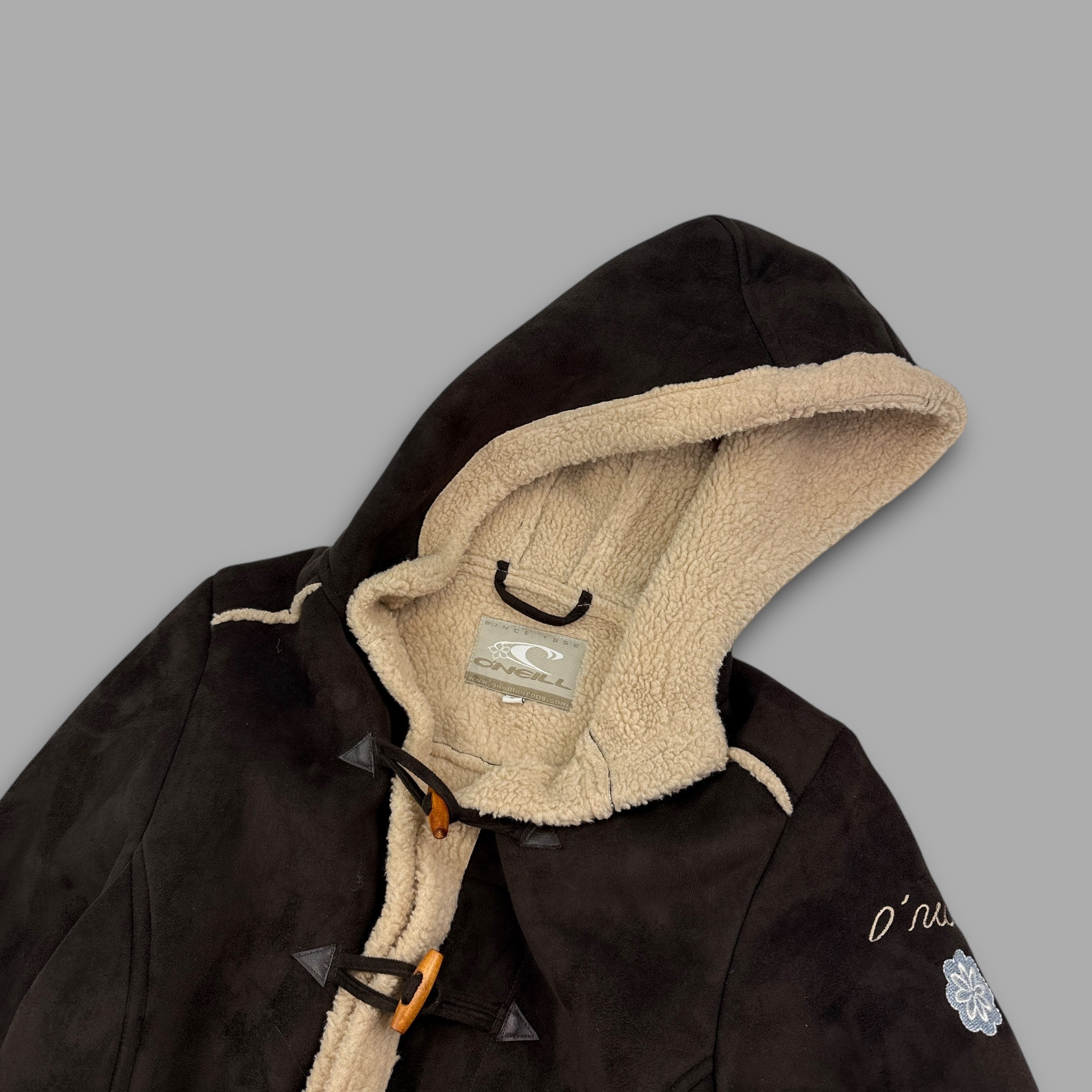 O'Neill 2000's suede, fleece-lined, hooded duffle coat with embroidery near the pockets (S) wms