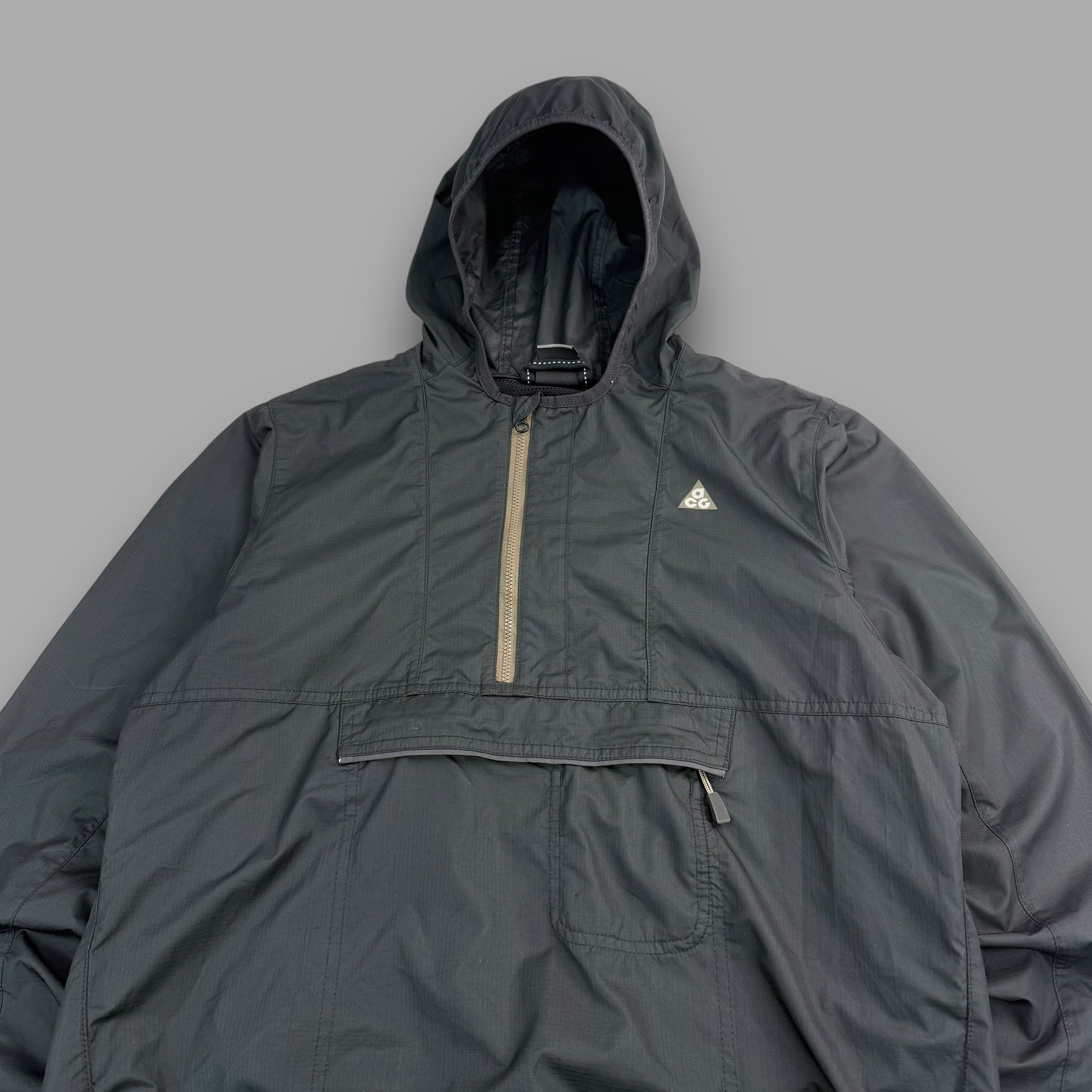 Nike ACG 2000's packable technical nylon windbreaker (S)