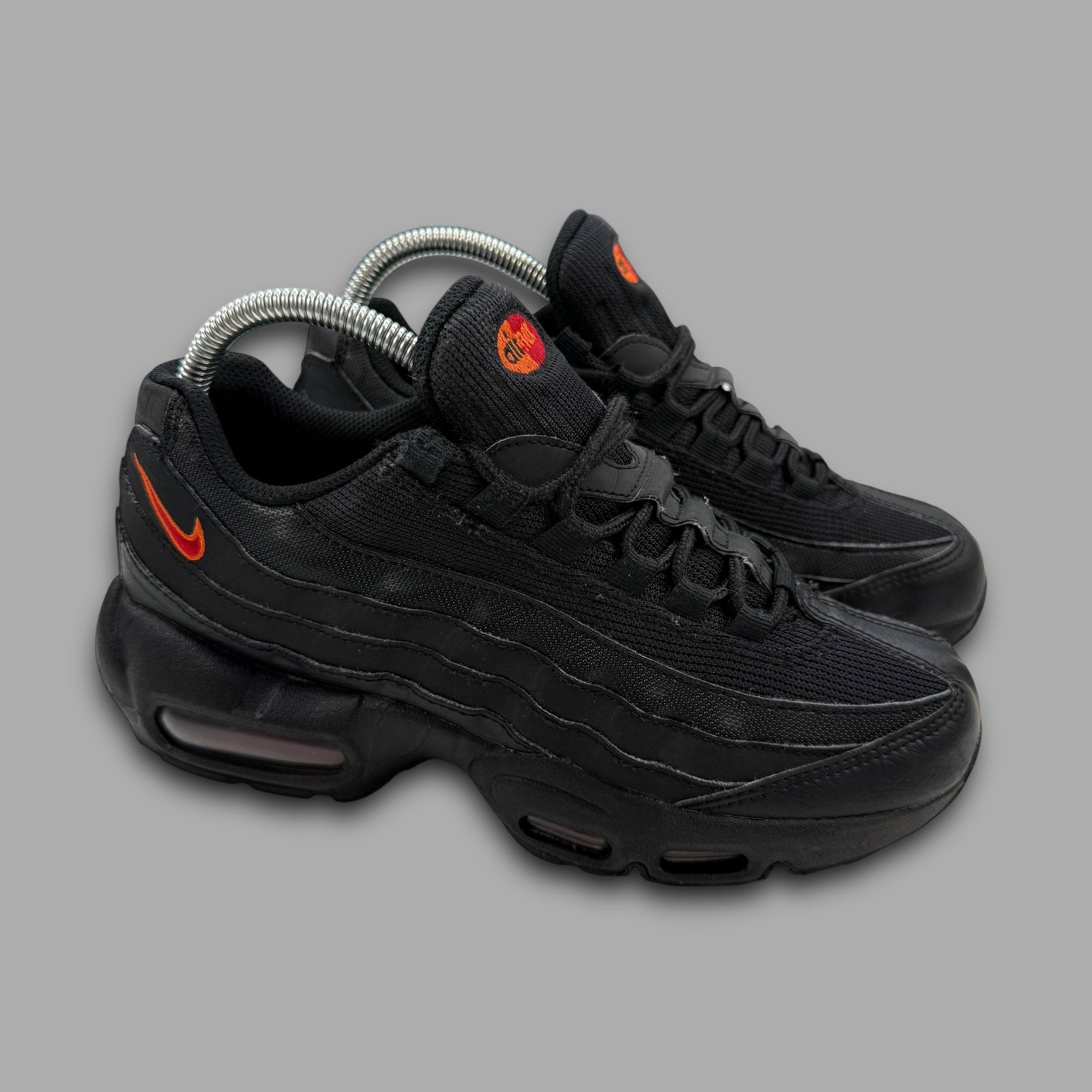 Nike airmax 95 'black fiery orange' (UK5)