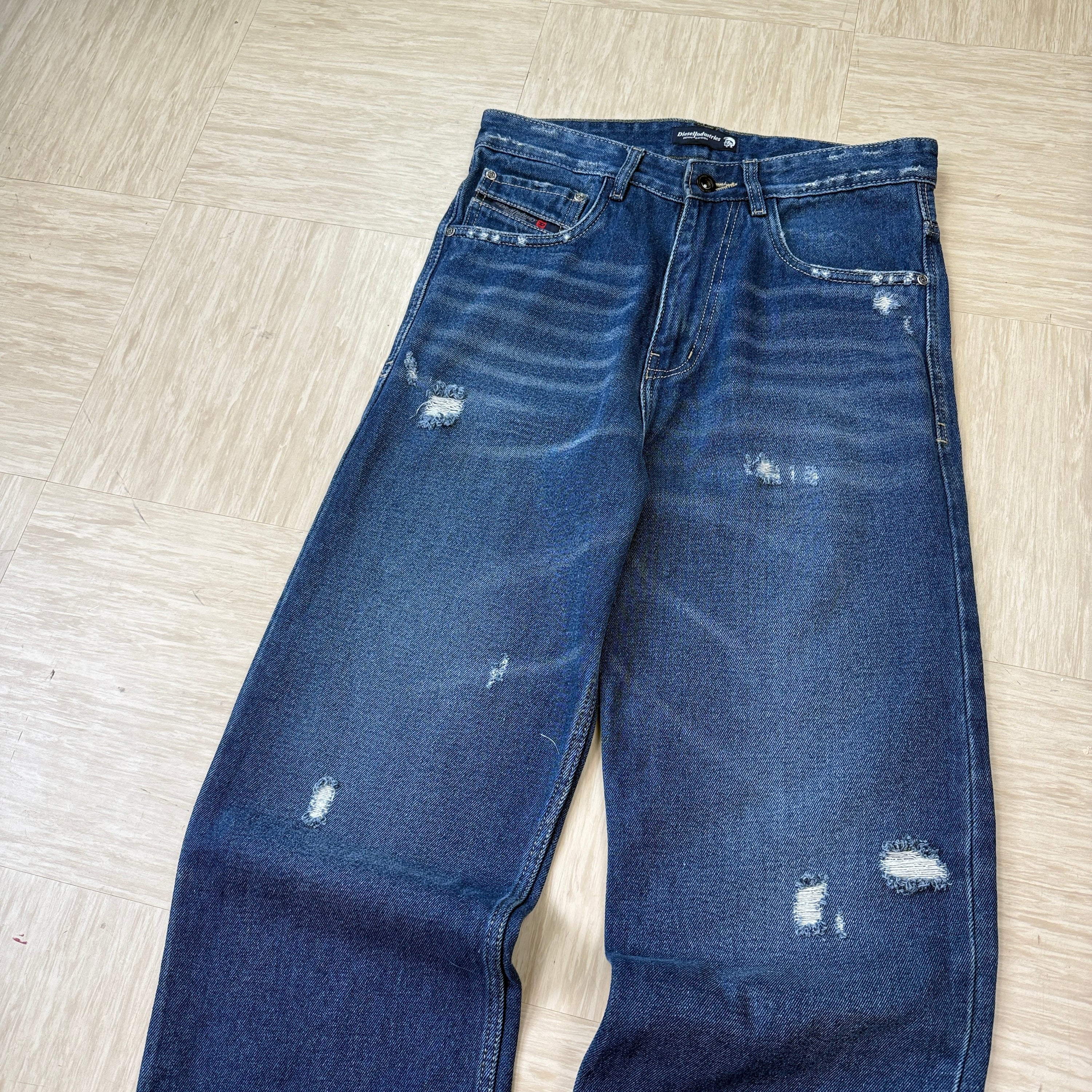 Diesel 2000's baggy distressed wide leg jeans (S)
