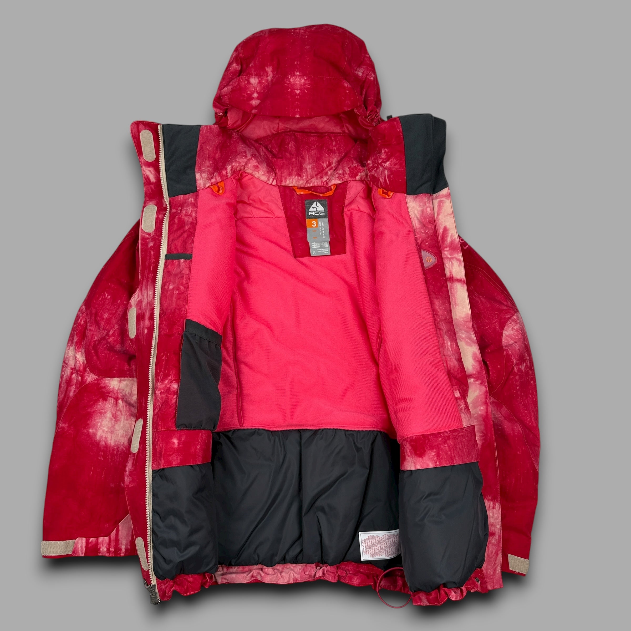 Nike ACG 2000's technical gradient padded dual pocket softshell jacket (M) wms