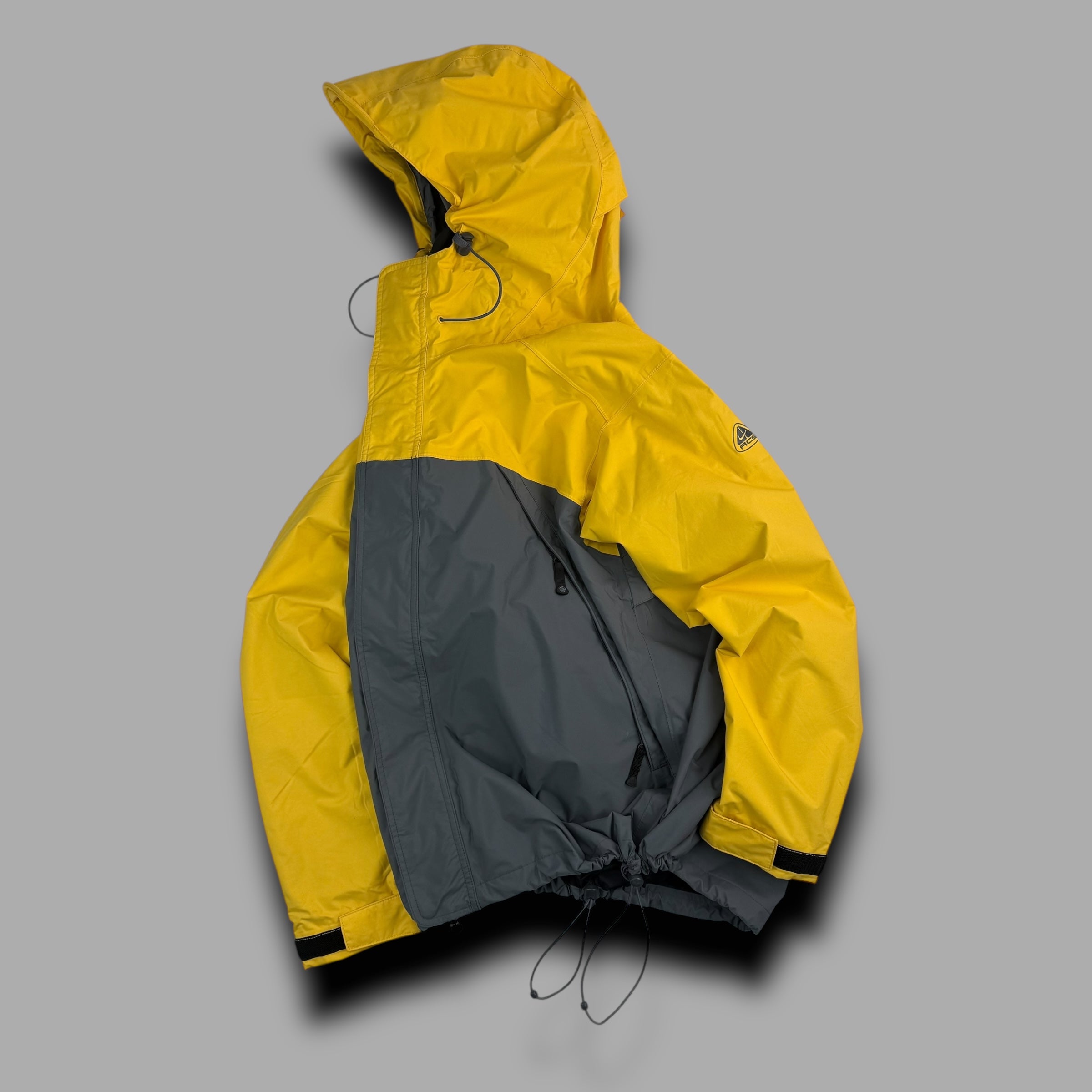 Nike ACG 2000's technical two-tone shell jacket (L)