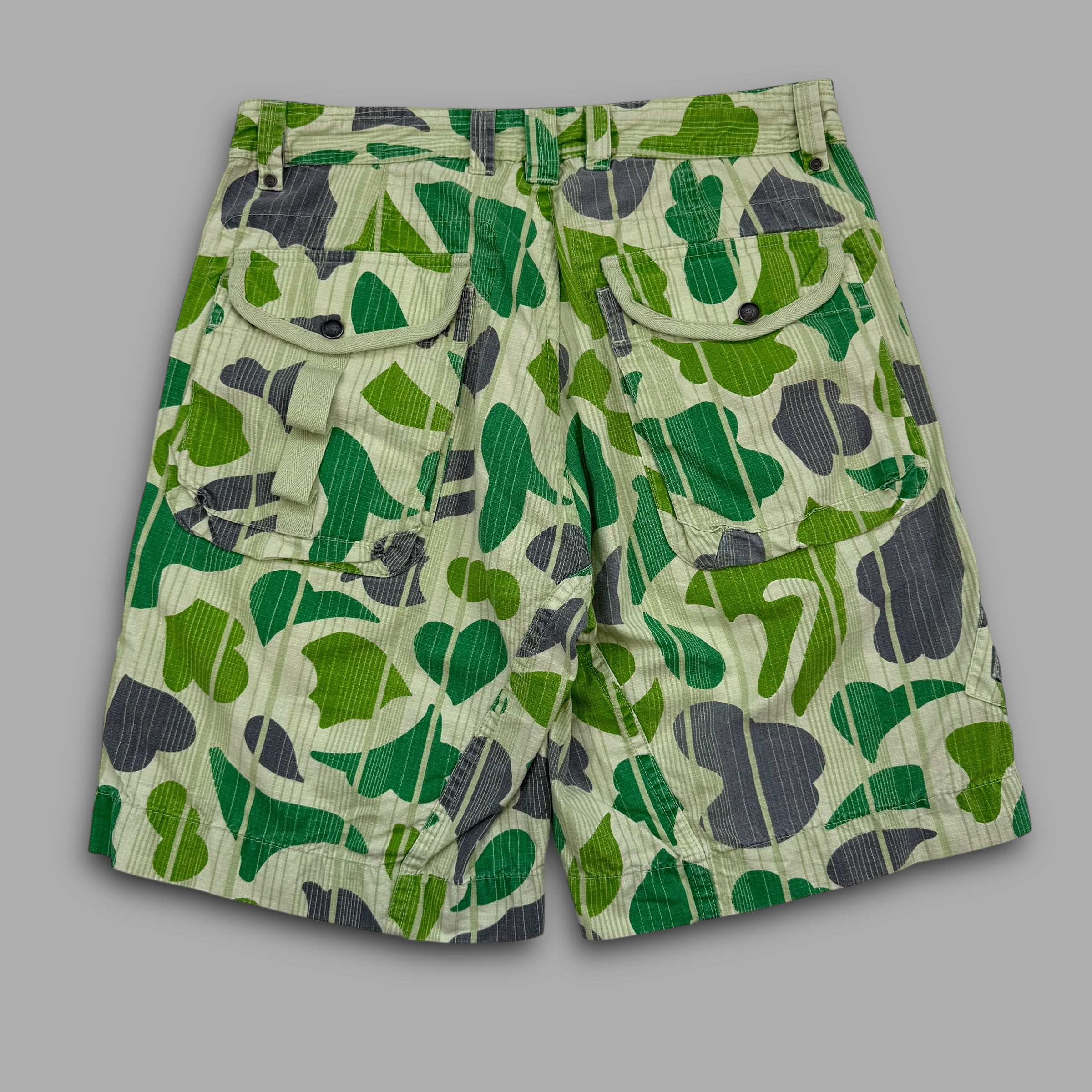 Diesel 2000's dual-pocket baggy camo shorts (S)