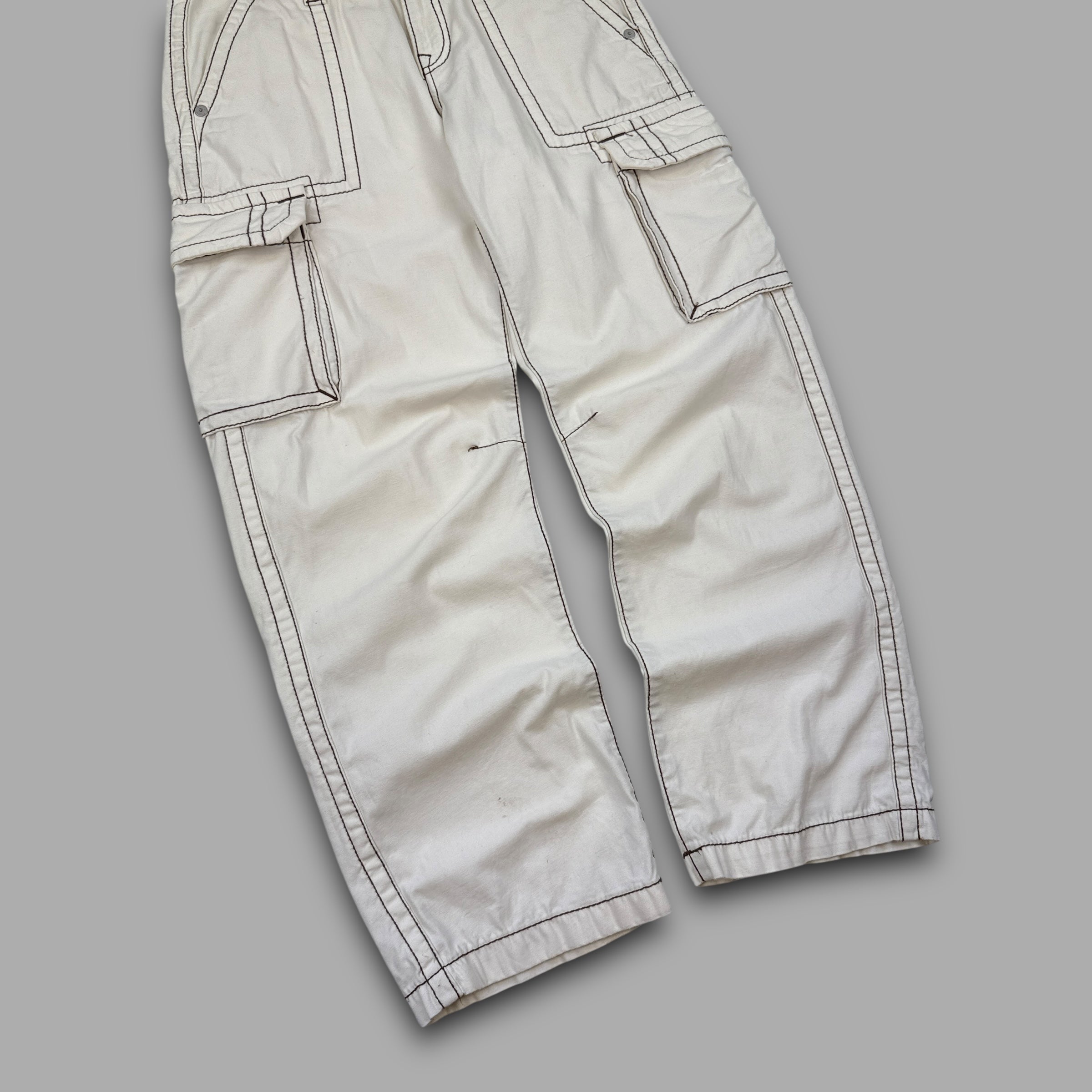 True religion 2000's straight leg contrast stitch jeans (S)