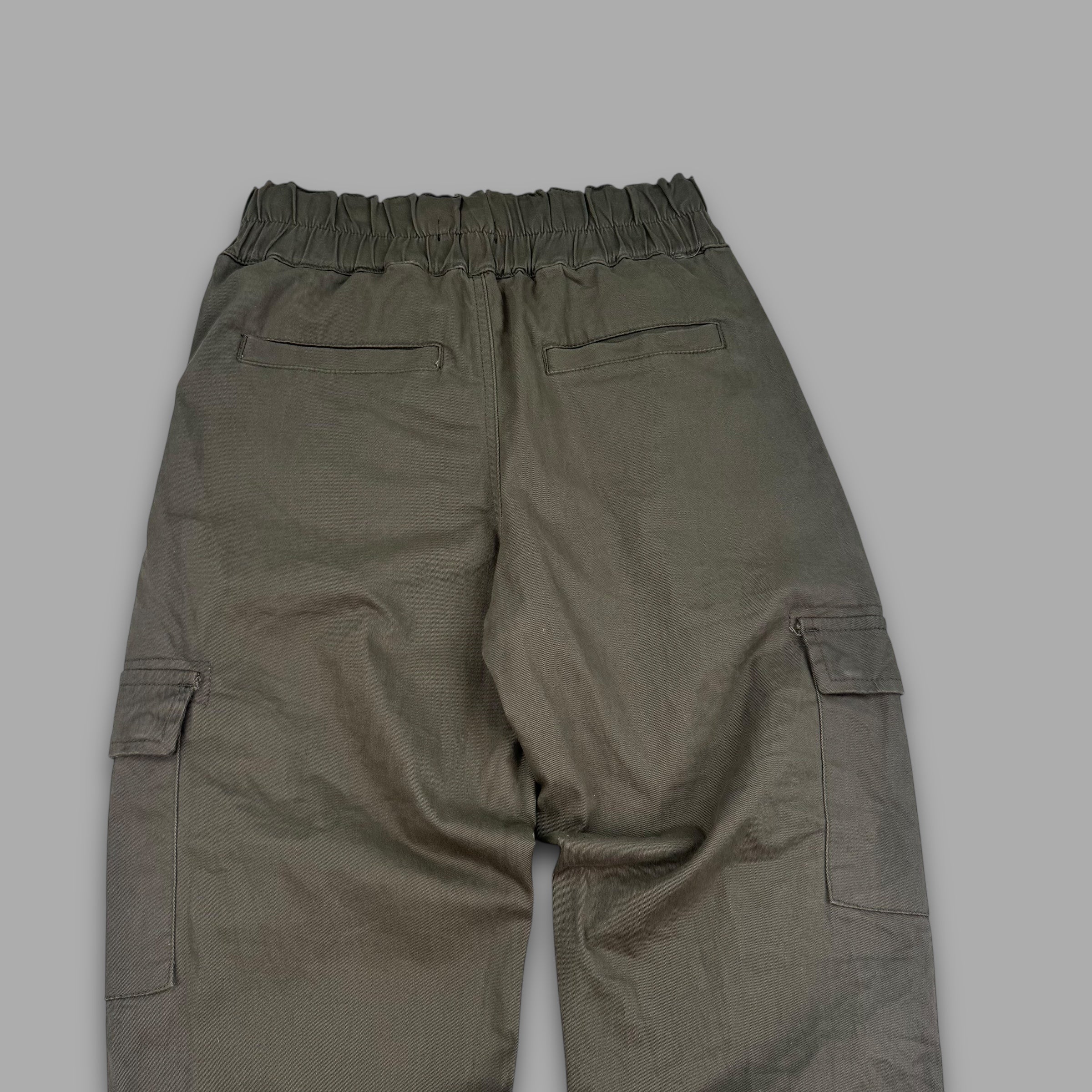 Bench 2000's multipocketed cargo pants (L) wms