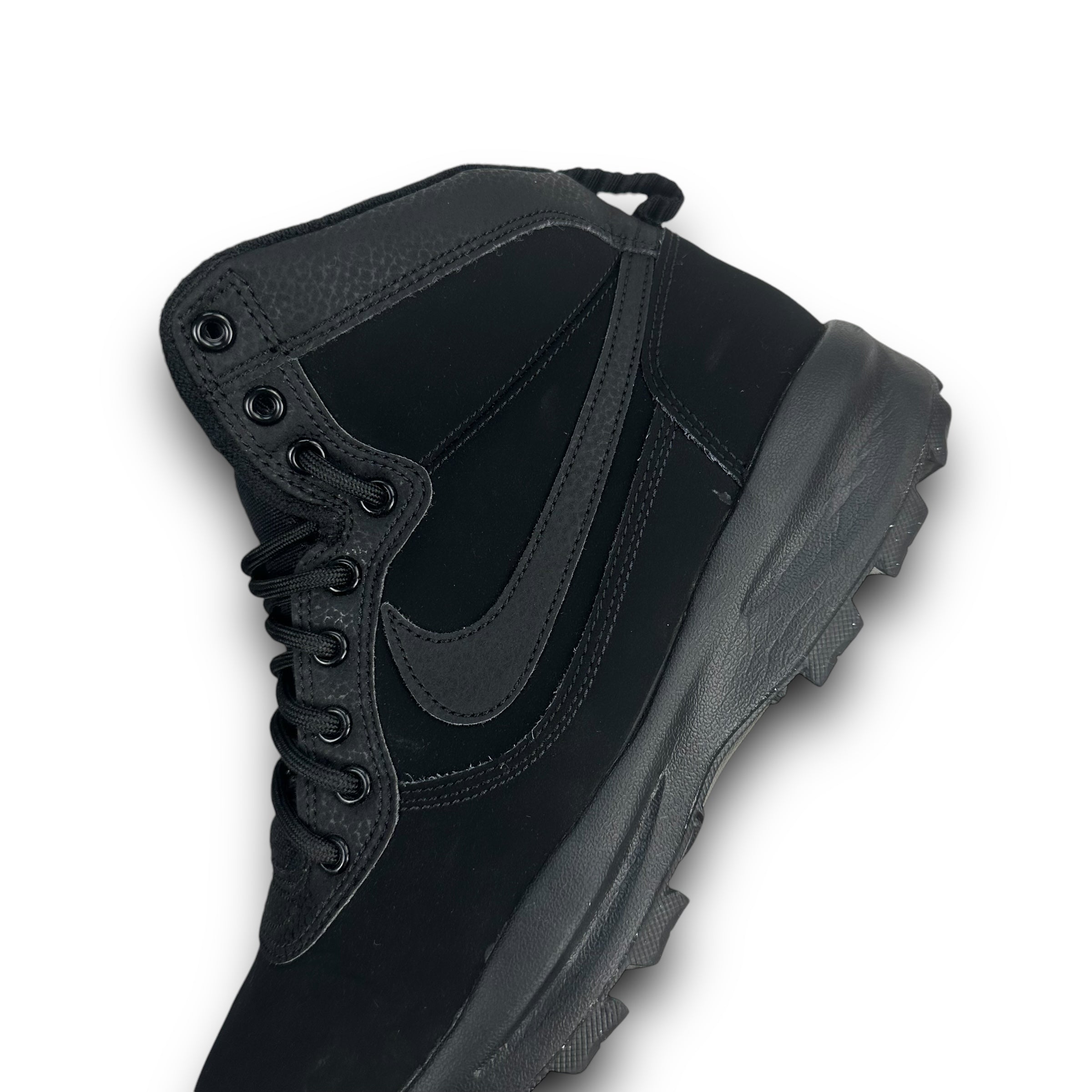 Nike manoadome 'triple black' 2020 (UK8.5)