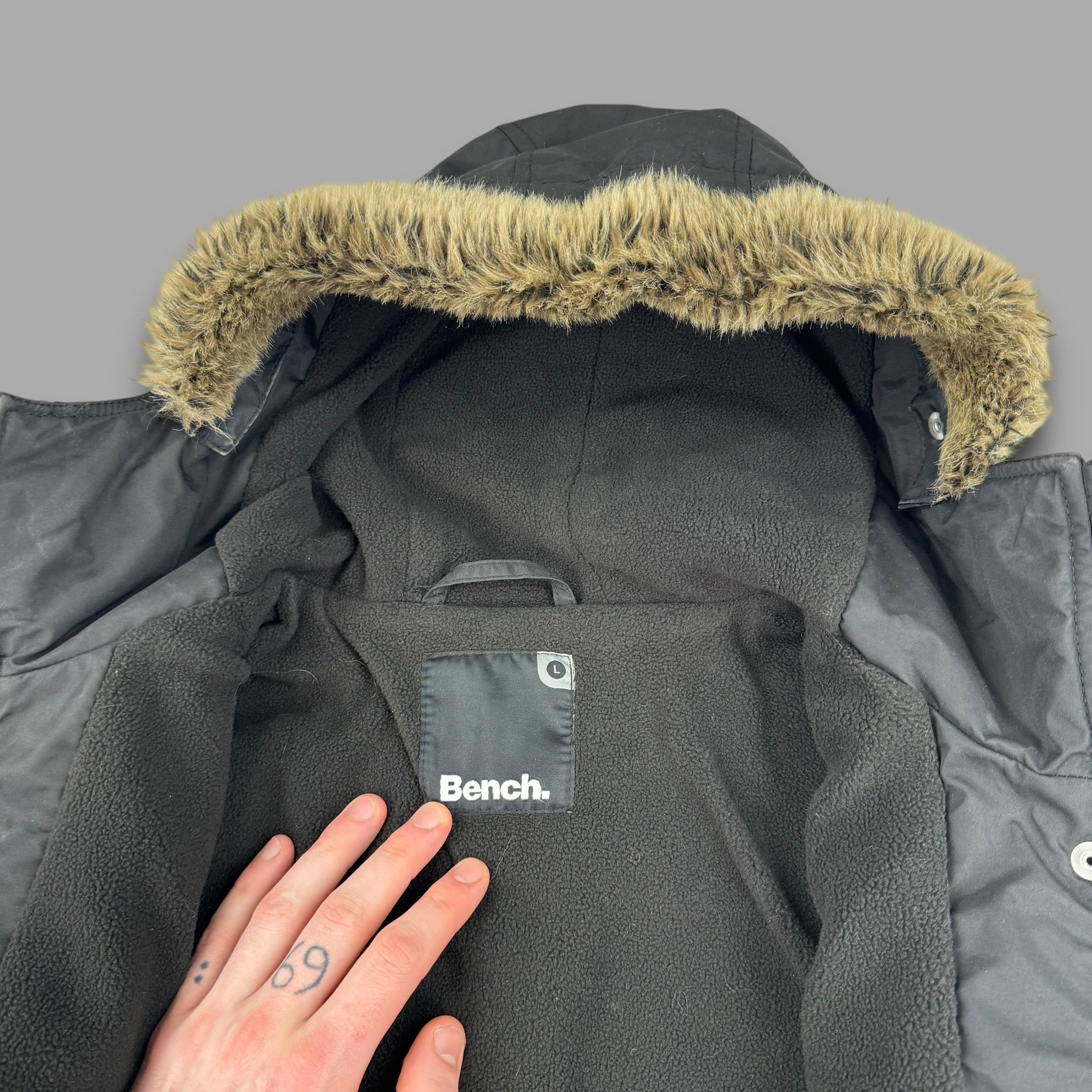 Bench 2000's technical zip up softshell jacket with fur hood (L) wms